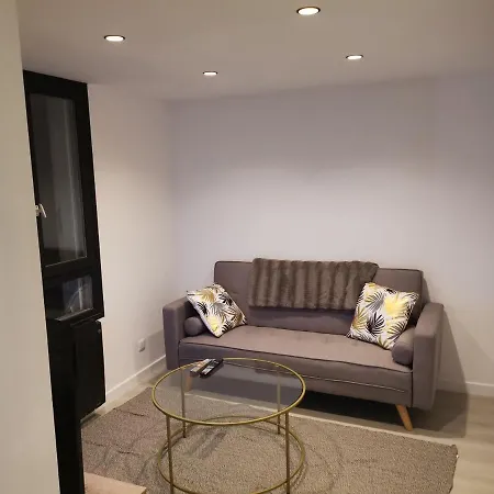 Duplex, Chu , Centre-Ville, Garage Prive, Calme